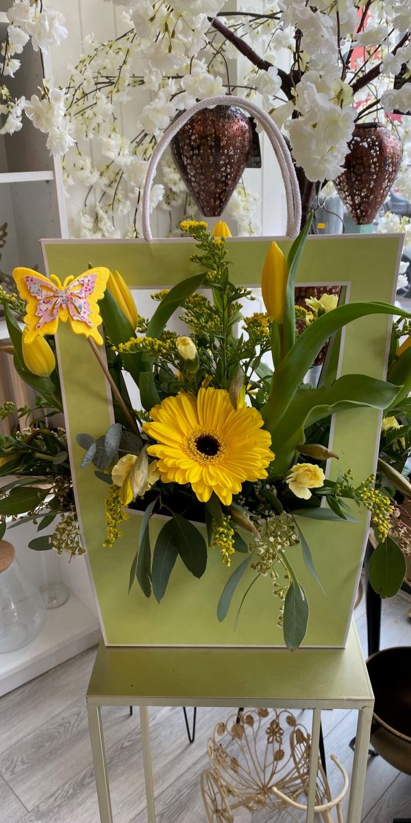 Spring Time Yellow Medallion Bag Bouquet