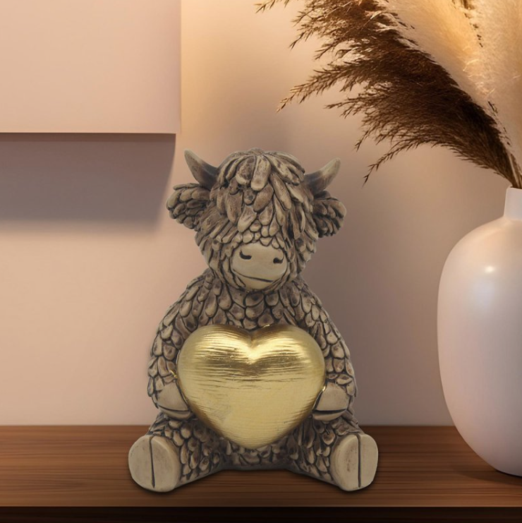Gold Heart Hughie Highland Cow